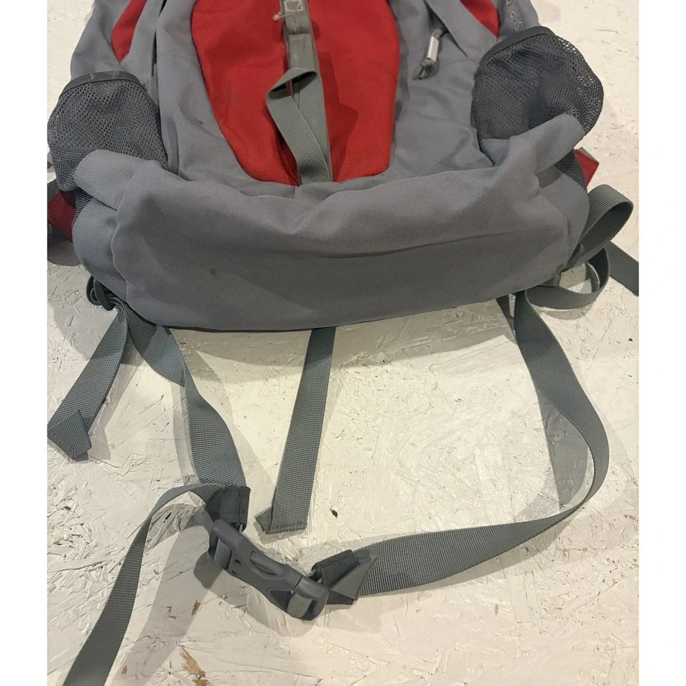 Kelty Shrike 32 Java Backpack Red Gray Hiking Outdoors Pockets Zippers